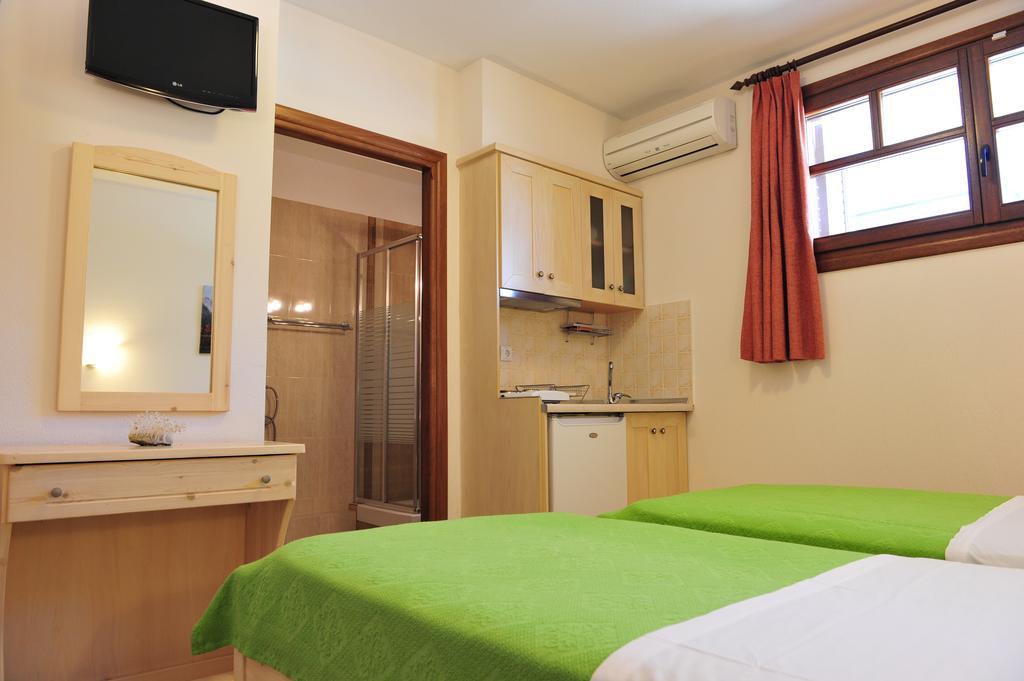 Apartmán Pansion Evi Amolianí Pokoj fotografie